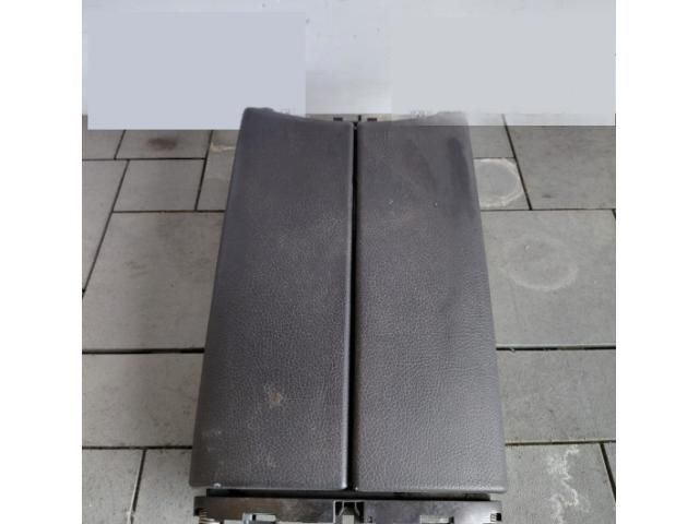 bontott MERCEDES-BENZ GLC Könyöklő