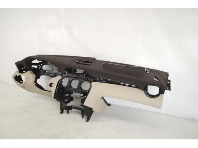 bontott MERCEDES-BENZ GLC Műszerfal Héj