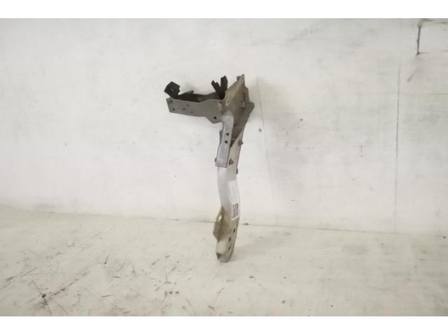 bontott MERCEDES-BENZ GLC Vízhűtő Radiátor Tartó