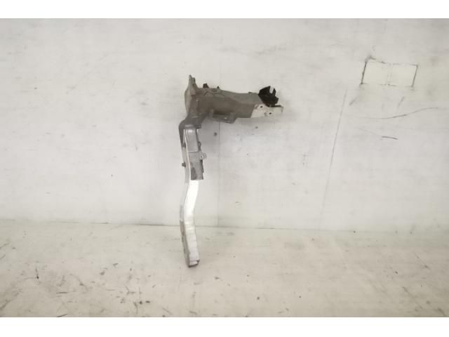 bontott MERCEDES-BENZ GLC Vízhűtő Radiátor Tartó