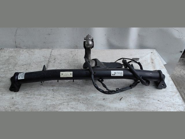 bontott MERCEDES-BENZ GLC Vonóhorog