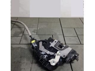 bontott MERCEDES-BENZ GLE Bal első Ajtózár