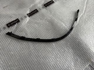 bontott MERCEDES-BENZ GLE Bal első Lökhárító Díszléc