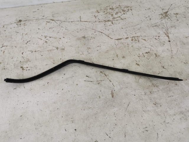 bontott MERCEDES-BENZ GLE Bal első Lökhárító Díszléc