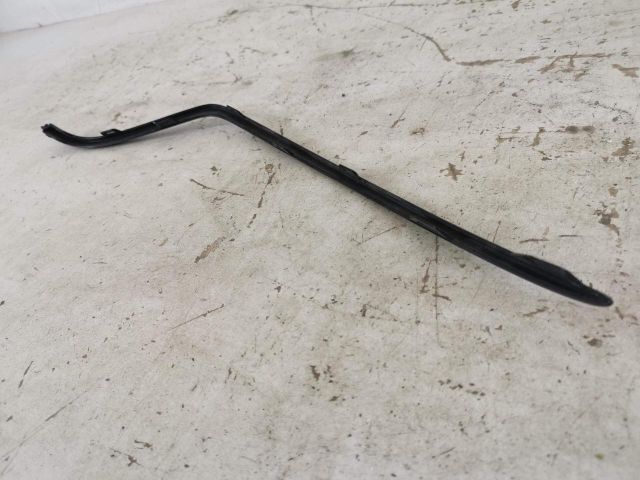 bontott MERCEDES-BENZ GLE Bal első Lökhárító Díszléc