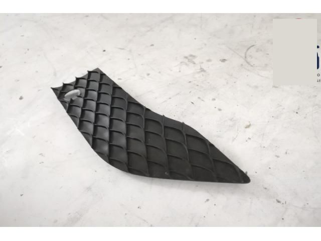 bontott MERCEDES-BENZ GLE Bal első Lökhárító Díszléc