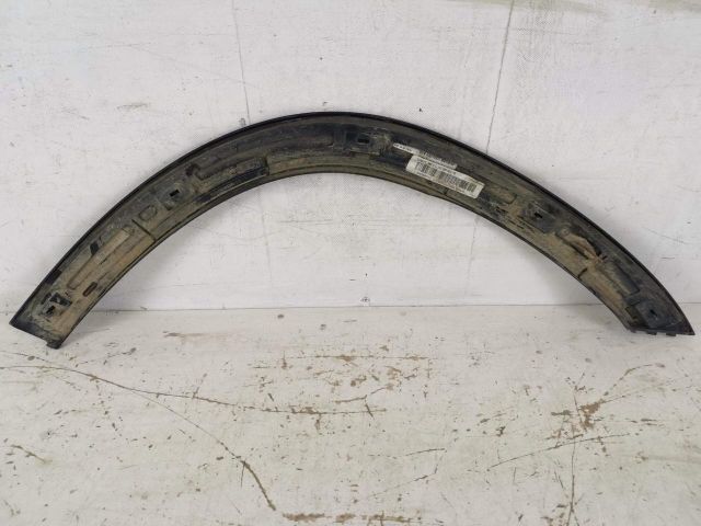 bontott MERCEDES-BENZ GLE Bal első Sárvédő Díszléc