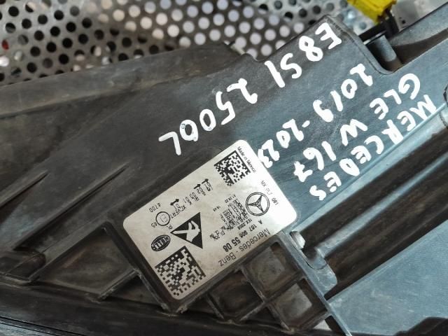 bontott MERCEDES-BENZ GLE Bal Fényszóró