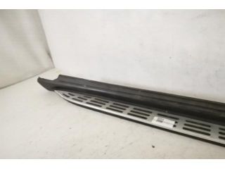 bontott MERCEDES-BENZ GLE Bal hátsó Küszöb Díszléc