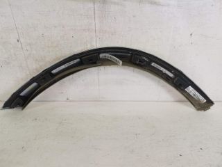 bontott MERCEDES-BENZ GLE Bal hátsó Sárvédő Díszléc