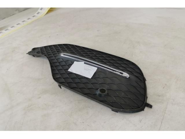 bontott MERCEDES-BENZ GLE Bal Ködlámpa Rács