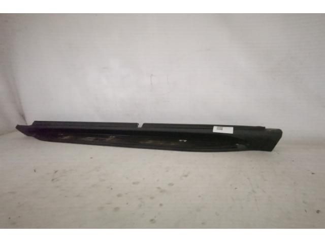 bontott MERCEDES-BENZ GLE Bal Küszöb