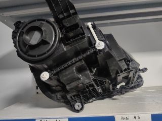 bontott MERCEDES-BENZ GLE Bal Ledes Fényszóró