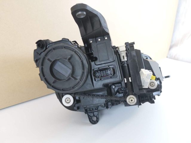 bontott MERCEDES-BENZ GLE Bal Ledes Fényszóró