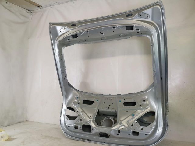 bontott MERCEDES-BENZ GLE Csomagtérajtó (Üres lemez)