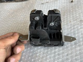 bontott MERCEDES-BENZ GLE Csomagtérajtó Zárszerkezet