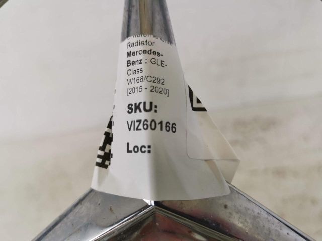 bontott MERCEDES-BENZ GLE Első Embléma