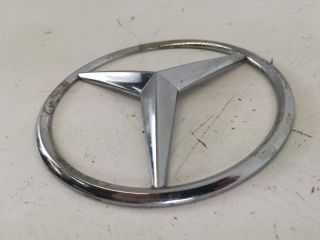 bontott MERCEDES-BENZ GLE Első Embléma