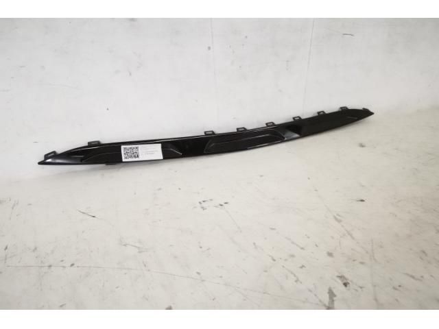 bontott MERCEDES-BENZ GLE Első Lökhárító Alsó (Műanyag)