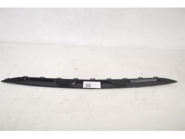 bontott MERCEDES-BENZ GLE Első Lökhárító Alsó (Műanyag)