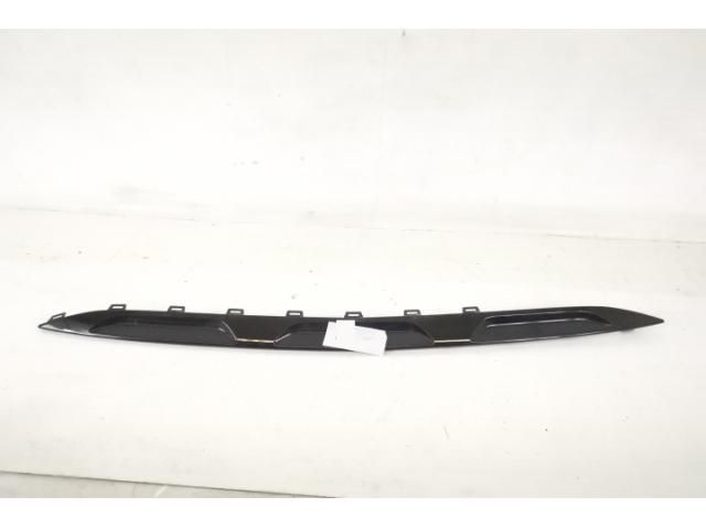 bontott MERCEDES-BENZ GLE Első Lökhárító Díszléc