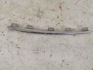 bontott MERCEDES-BENZ GLE Első Lökhárító Díszléc