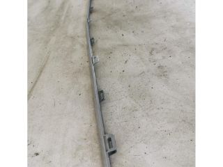 bontott MERCEDES-BENZ GLE Első Lökhárító Díszléc