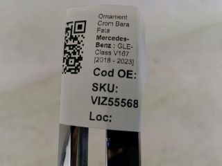 bontott MERCEDES-BENZ GLE Első Lökhárító Díszléc