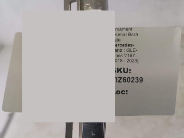 bontott MERCEDES-BENZ GLE Első Lökhárító Díszléc