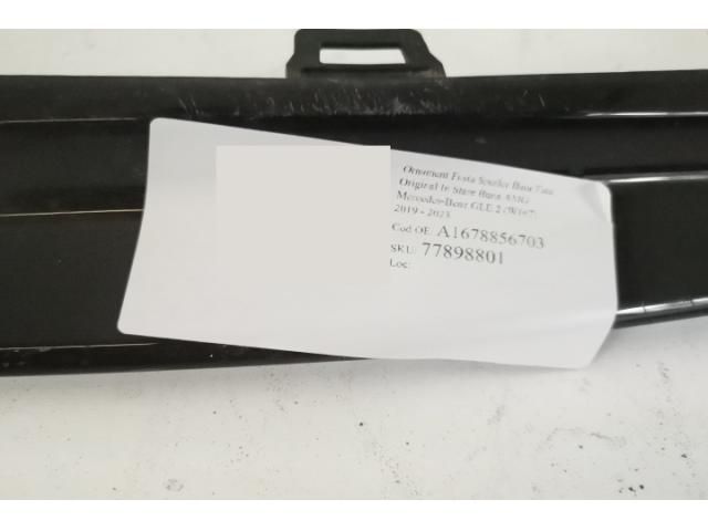 bontott MERCEDES-BENZ GLE Első Lökhárító Díszléc