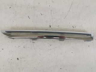 bontott MERCEDES-BENZ GLE Első Lökhárító Díszléc