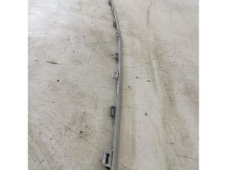 bontott MERCEDES-BENZ GLE Első Lökhárító Díszléc