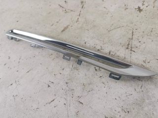 bontott MERCEDES-BENZ GLE Első Lökhárító Díszléc