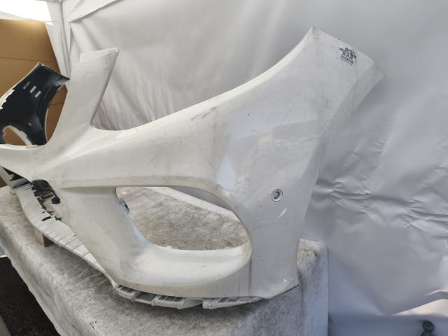 bontott MERCEDES-BENZ GLE Első Lökhárító (Részeivel)