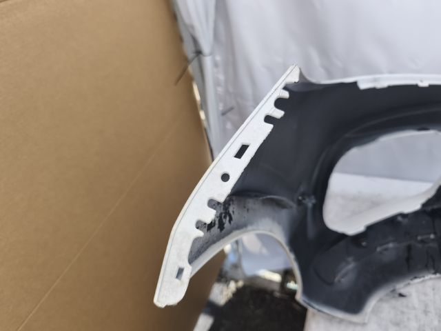 bontott MERCEDES-BENZ GLE Első Lökhárító (Részeivel)