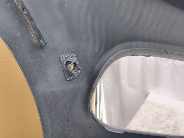 bontott MERCEDES-BENZ GLE Első Lökhárító (Részeivel)