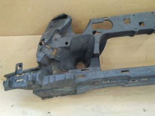 bontott MERCEDES-BENZ GLE Első Lökhárító Tartó Felső