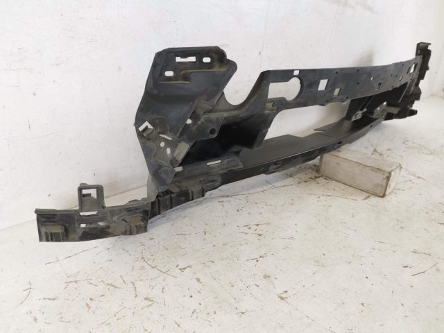 bontott MERCEDES-BENZ GLE Első Lökhárító Tartó Felső