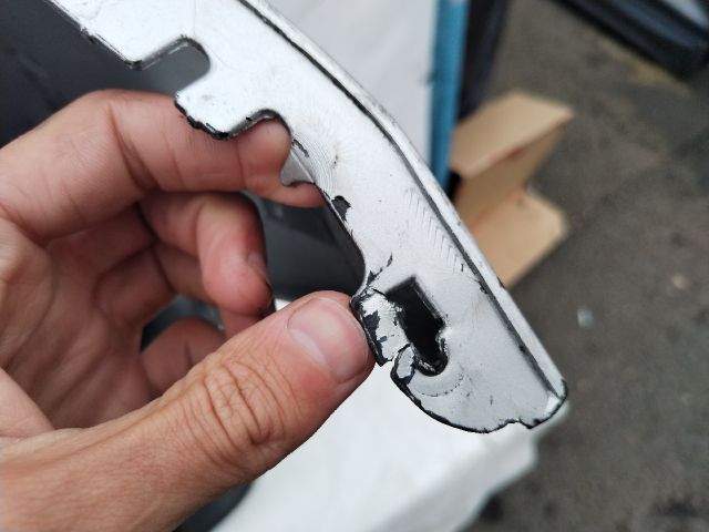 bontott MERCEDES-BENZ GLE Első Lökhárító (Üresen)