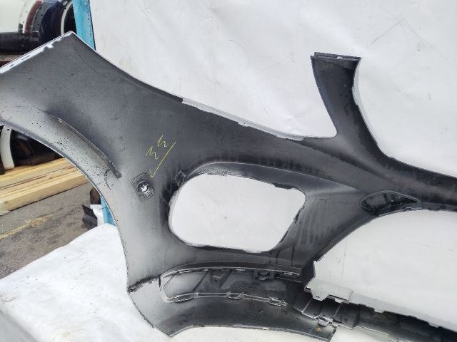 bontott MERCEDES-BENZ GLE Első Lökhárító (Üresen)