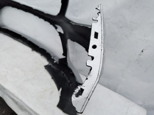 bontott MERCEDES-BENZ GLE Első Lökhárító (Üresen)