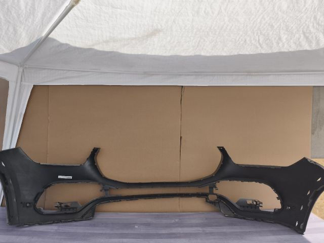 bontott MERCEDES-BENZ GLE Első Lökhárító (Üresen)