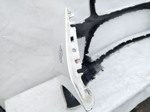 bontott MERCEDES-BENZ GLE Első Lökhárító (Üresen)