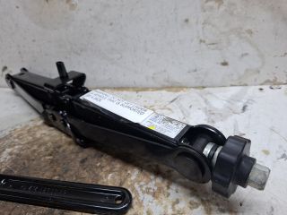 bontott MERCEDES-BENZ GLE Emelő