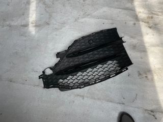 bontott MERCEDES-BENZ GLE Jobb Ködlámpa Rács