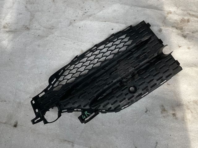 bontott MERCEDES-BENZ GLE Jobb Ködlámpa Rács