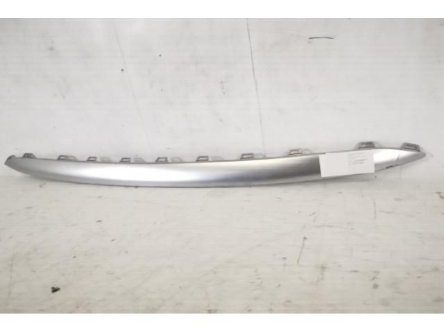 bontott MERCEDES-BENZ GLE Hátsó Lökhárító Díszléc