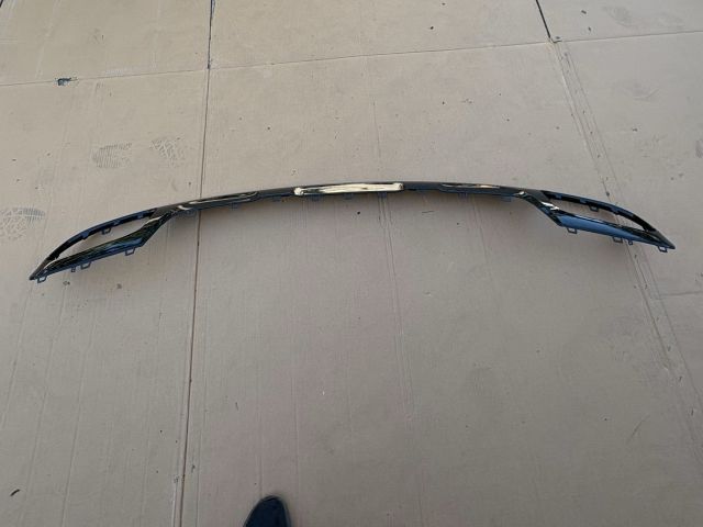 bontott MERCEDES-BENZ GLE Hátsó Lökhárító Díszléc