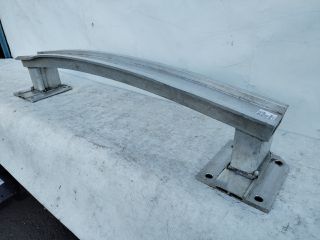 bontott MERCEDES-BENZ GLE Hátsó Lökhárító Merevítő (Fém)