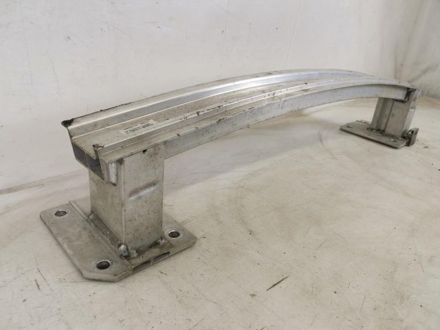 bontott MERCEDES-BENZ GLE Hátsó Lökhárító Merevítő (Fém)